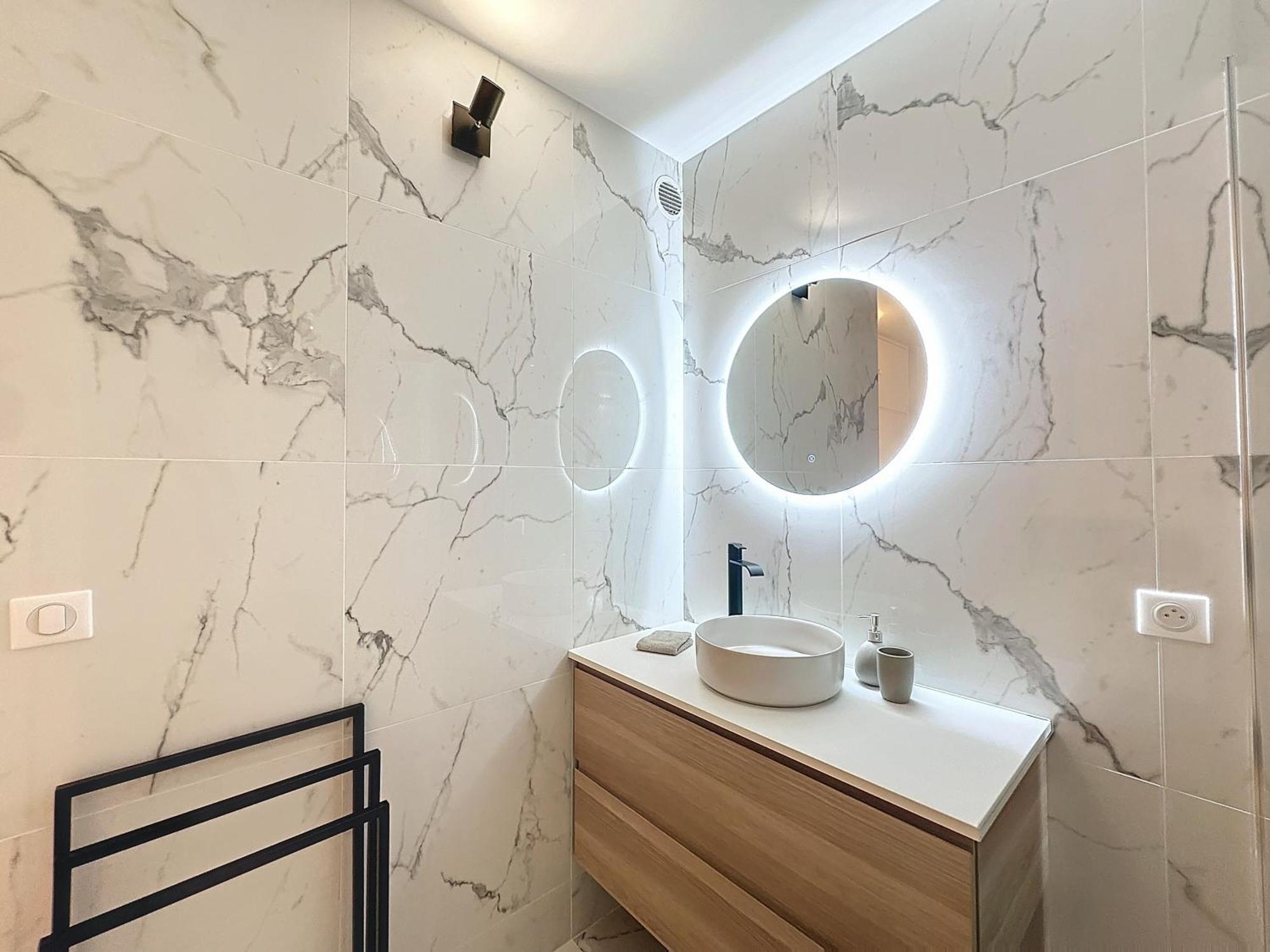 2 Pieces - Parking - Jacuzzi - Food & Drink - Love Menton Exterior foto
